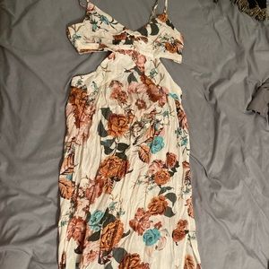 Cut out back/ mid drift rose pattern dress